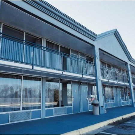 Reidsville Inn & Suites By Oyo Hwy 29 Bagian luar foto