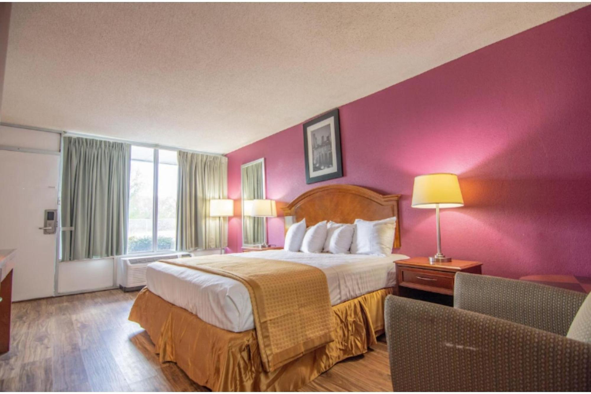 Reidsville Inn & Suites By Oyo Hwy 29 Bagian luar foto