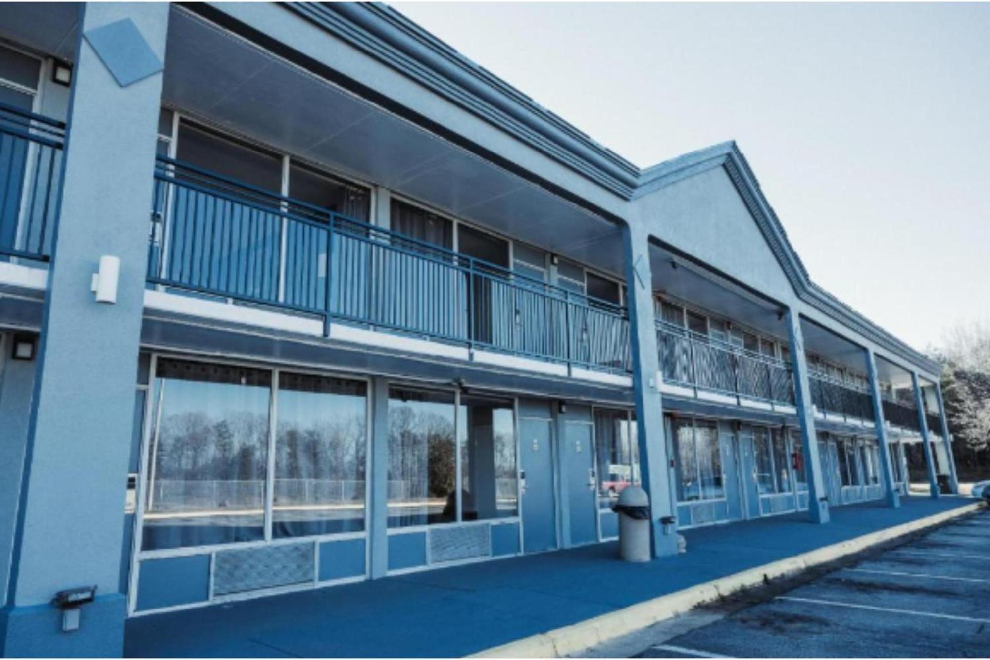 Reidsville Inn & Suites By Oyo Hwy 29 Bagian luar foto