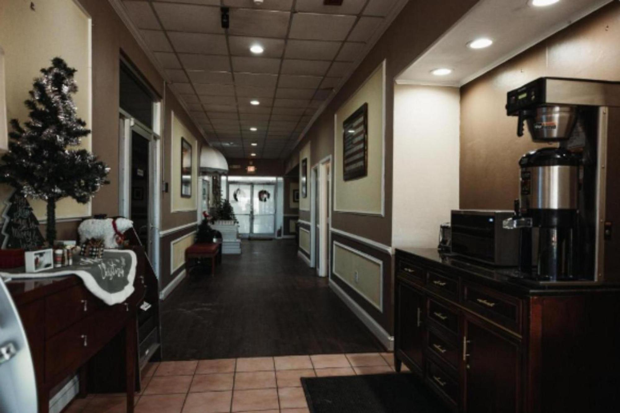 Reidsville Inn & Suites By Oyo Hwy 29 Bagian luar foto